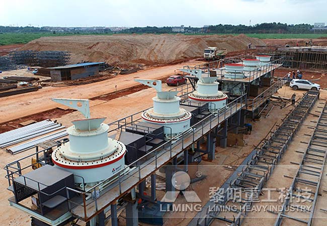 立軸衝(chong) 擊破碎機現場 立軸衝(chong) 擊破碎機現場