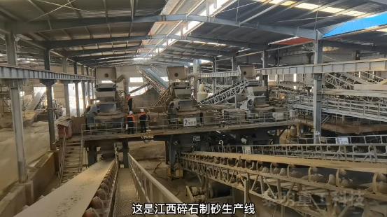 江西時產400噸鉀鈉長石破碎製砂生產線
